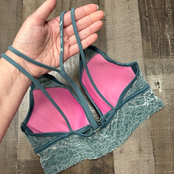 PINK Victoria's Secret Blue/Teal Bralette Medium - Picture 7 of 9